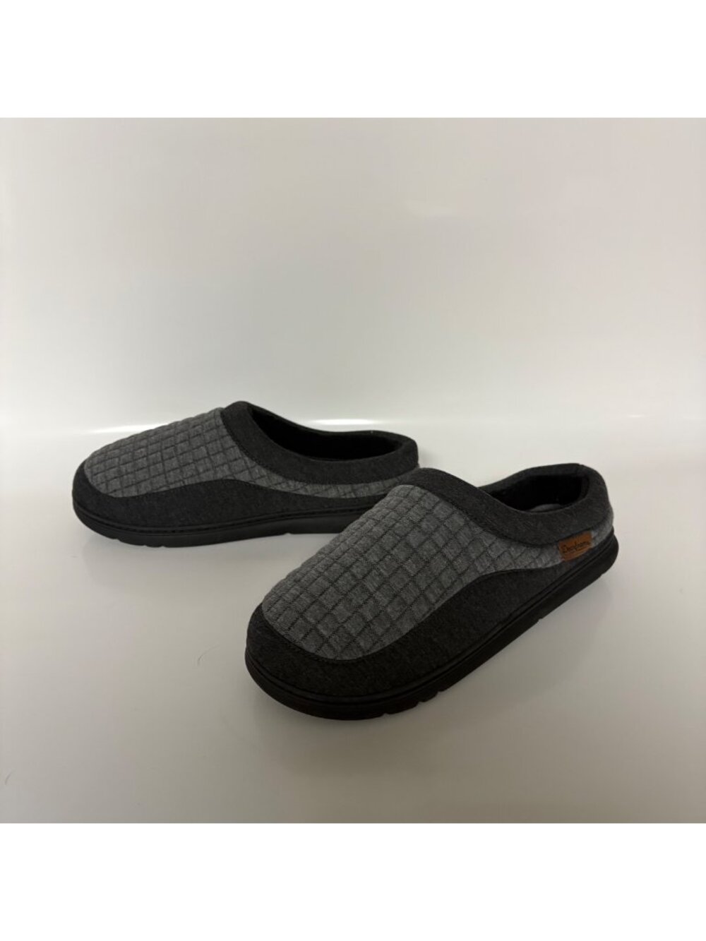 Dearfoams Mens Cozy Slippers Size Medium 9-10 Gray Memory Foam Lounge Clog NEW